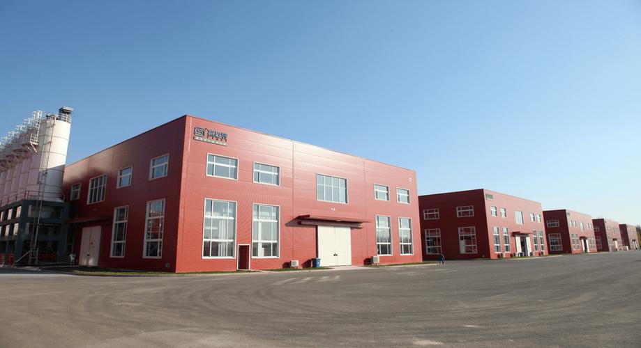 富思特新材料科技发展股份地坪产品研发总监李娅女士受组委会